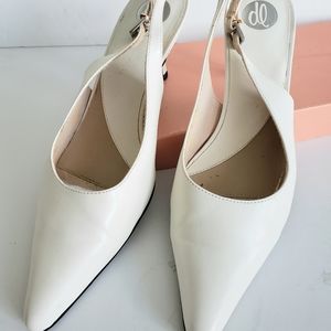 Cream Slip On Leather Pumps